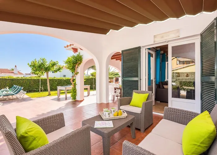 Sofia By * 卡拉恩·布拉内斯